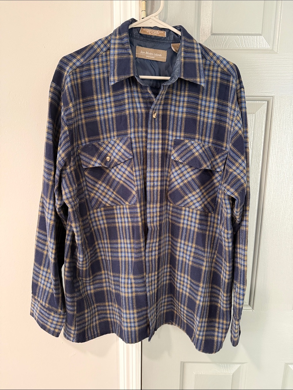 San Mateo Islands Navy Plaid Button-Up Shirt